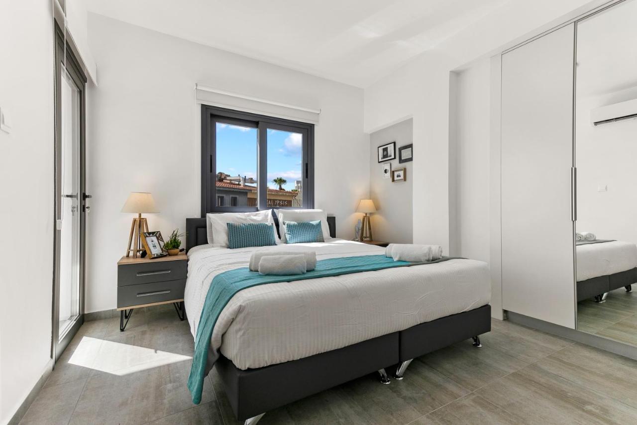 Dreamy 2 Bed Apartment By The Sea Paphos Buitenkant foto